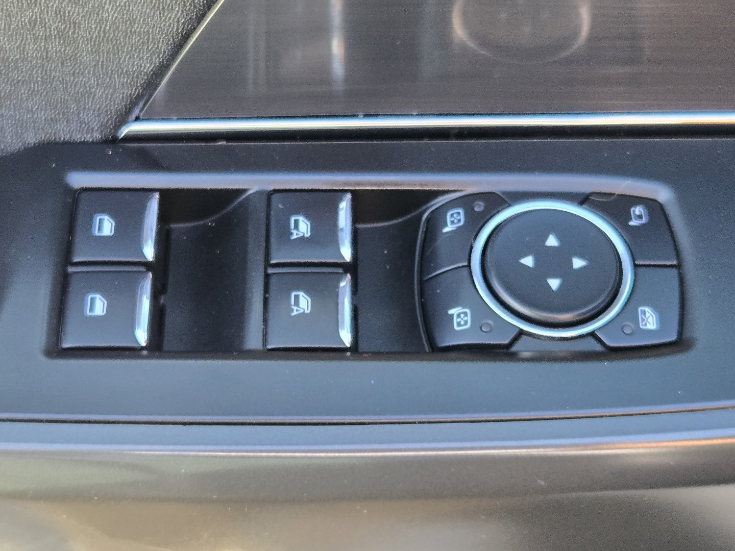 Used 2024 Ford F150 Lariat AWD/4WD image 15