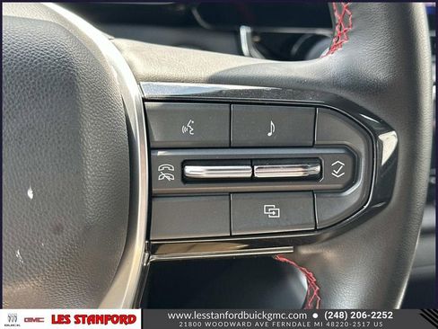 Used 2023 Chevrolet Colorado Z71 w/ Z71 Convenience Package 2 AWD/4WD image 24