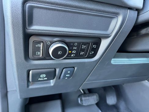 New 2025 Ford F150 Lariat w/ Equipment Group 501A Mid image 13