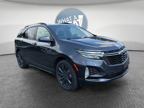 Used 2022 Chevrolet Equinox RS w/ LPO, Floor Liner Package FWD image 1