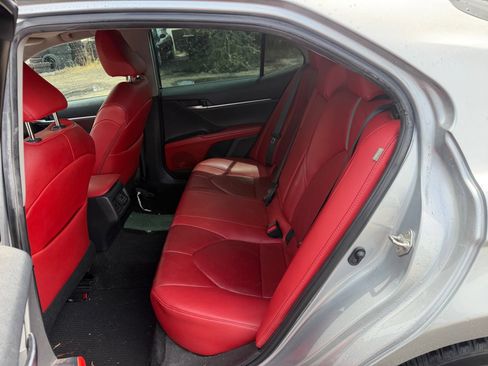 Used 2018 Toyota Camry XSE FWD image 24