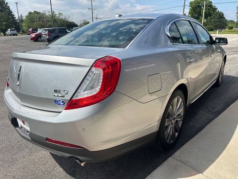 Used 2013 Lincoln MKS AWD image 5