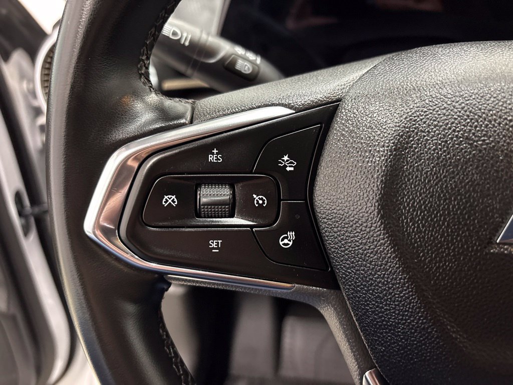 Used 2025 Chevrolet Trax ACTIV w/ Driver Confidence Package FWD image 21