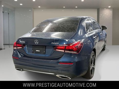 Used 2022 Mercedes-Benz A 220 4MATIC image 5