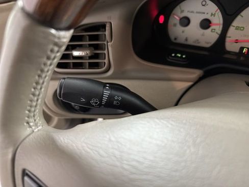 Used 2003 Ford Taurus SEL image 14