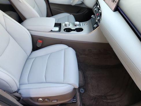 New 2026 Genesis GV70 2.5T Advanced AWD/4WD image 10