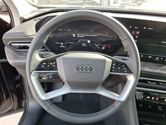 Used 2025 Audi Q5 Premium Plus w/ Premium Plus AWD/4WD image 15