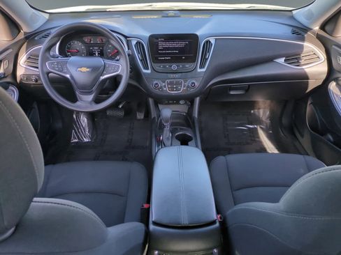 Used 2024 Chevrolet Malibu LT image 10