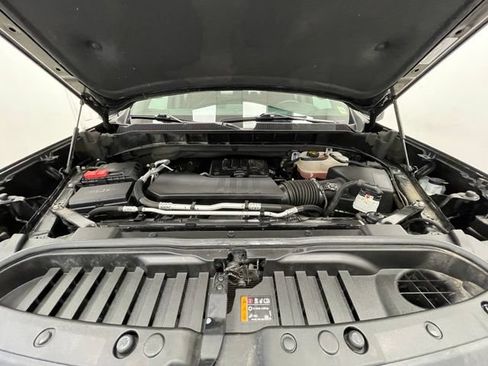 Certified 2024 Chevrolet Silverado 1500 Custom AWD/4WD image 15