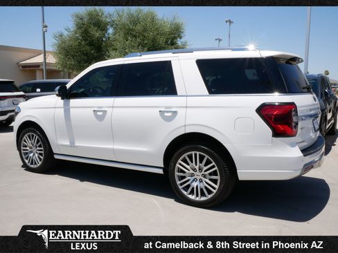 Used 2022 Ford Expedition Platinum AWD/4WD image 5