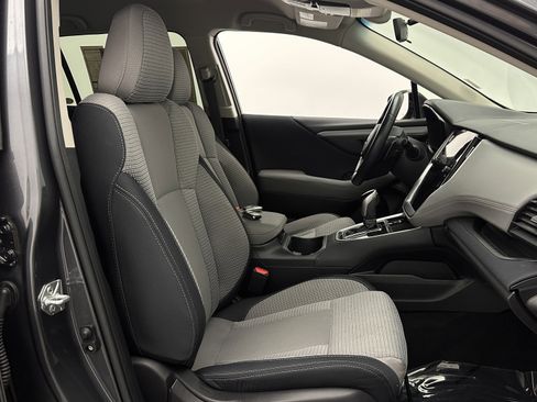 Used 2022 Subaru Outback Premium image 36