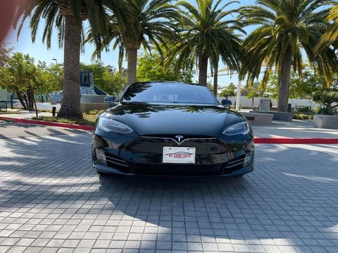Used 2017 Tesla Model S 75 RWD image 3
