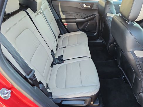 Used 2022 Ford Escape SEL w/ Technology Package image 20