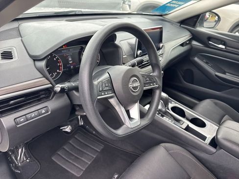 Certified 2024 Nissan Altima 2.5 SV image 23