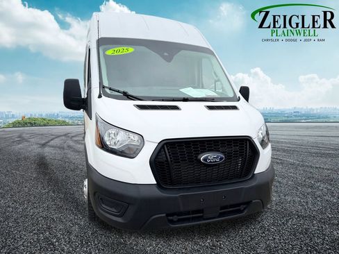 Used 2025 Ford Transit 250 148 High Roof AWD image 8