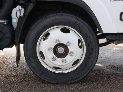 Used 2023 Chevrolet Low Cab Forward 5500XD image 44