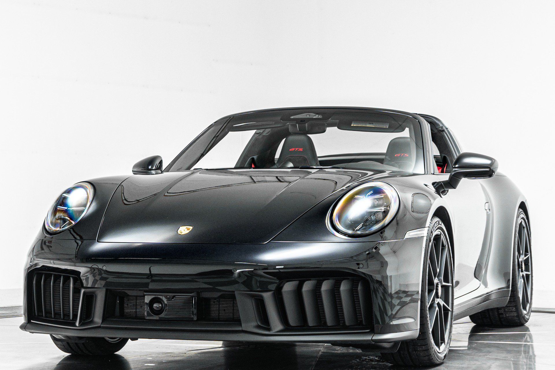 Used 2026 Porsche 911 Targa 4 GTS AWD/4WD image 5