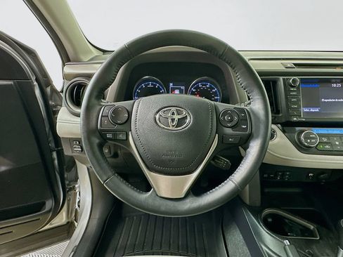 Used 2017 Toyota RAV4 Platinum FWD image 13