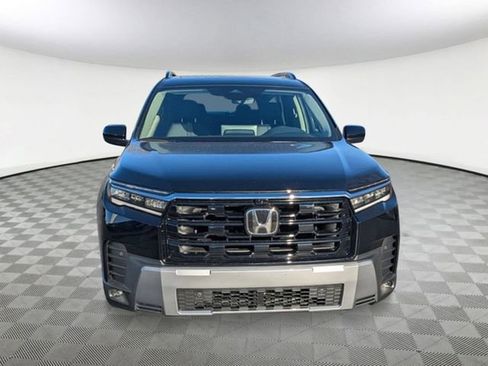 New 2026 Honda Pilot Touring image 9