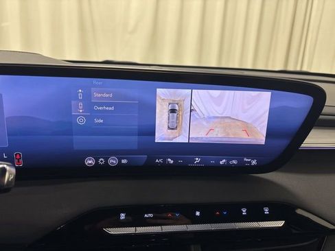 Used 2025 Buick Enclave Preferred image 18