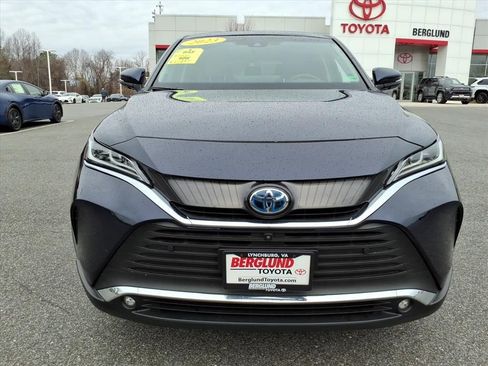 Used 2023 Toyota Venza Limited image 8