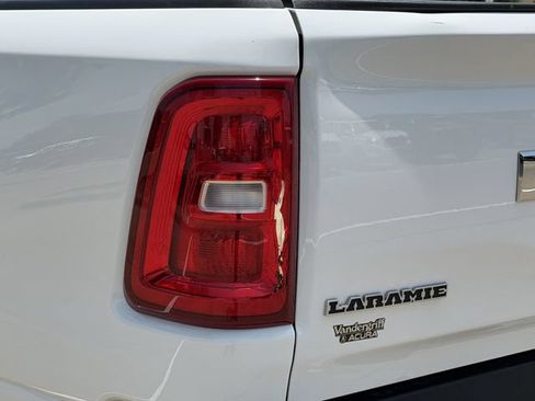 Used 2025 RAM 1500 Laramie AWD/4WD image 7