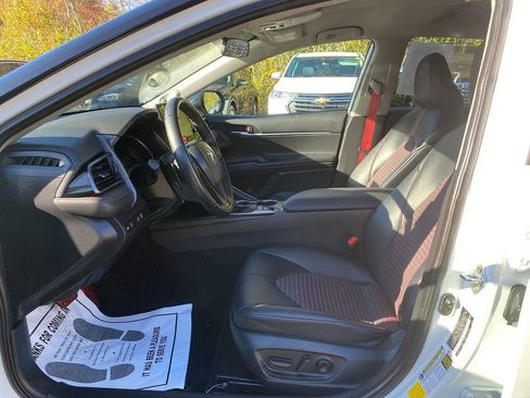 Used 2021 Toyota Camry TRD w/ TRD Package w/JBL Audio image 12