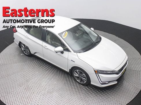 Used 2018 Honda Clarity Touring image 3
