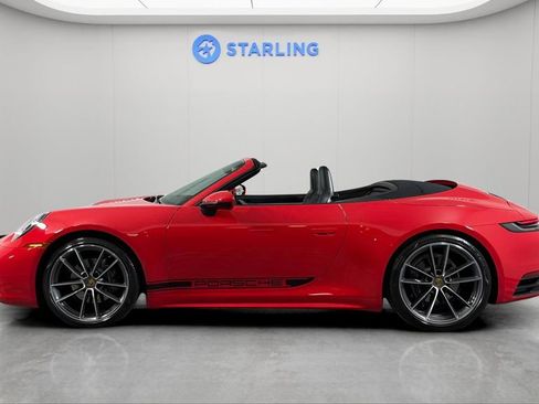 Used 2020 Porsche 911 Carrera RWD image 3