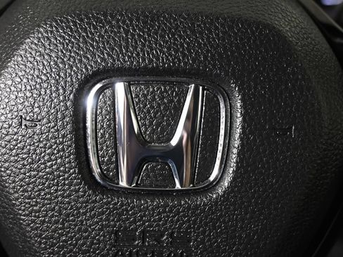 Used 2024 Honda Pilot Elite image 39