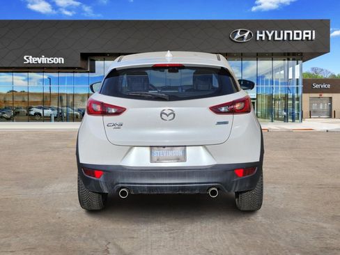 Used 2019 MAZDA CX-3 Touring w/ Preferred Equipment Package image 3