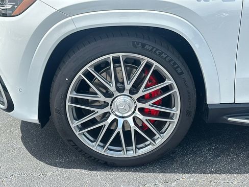New 2025 Mercedes-Benz GLS 63 AMG 4MATIC image 12