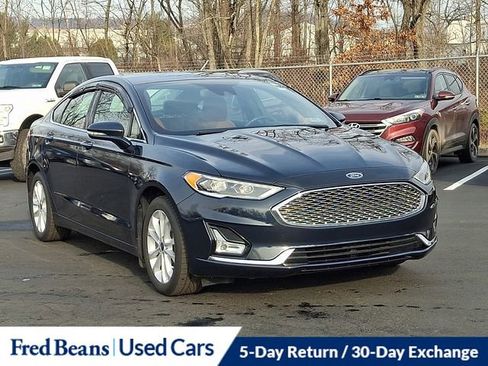 Used 2020 Ford Fusion Energi Titanium image 2