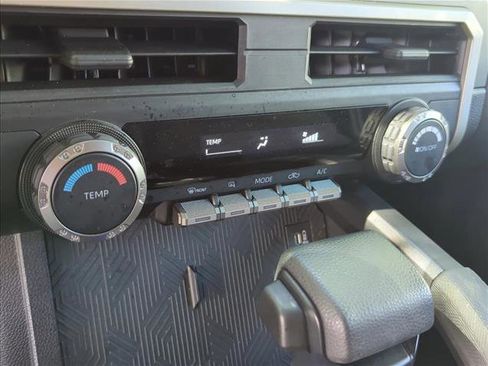 Certified 2025 Toyota Tacoma SR AWD/4WD image 22
