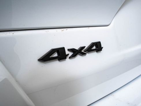 Used 2024 Jeep Grand Cherokee Altitude image 19