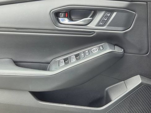 Used 2025 Honda Accord Sport image 28