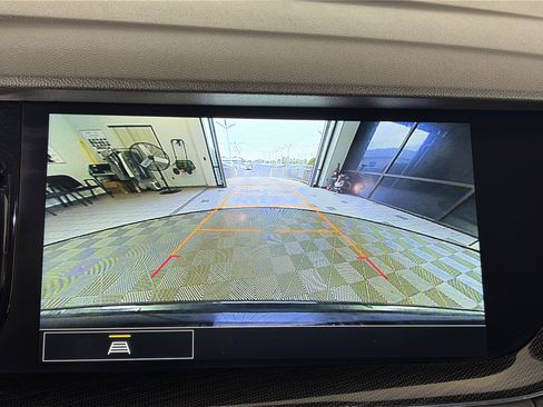 Used 2023 Buick Envision Essence w/ Sport Touring Package AWD/4WD image 23