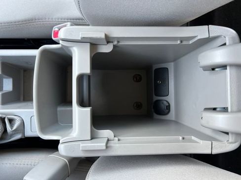 Used 2012 Subaru Forester 2.5X w/ Alloy Wheel Pkg image 23