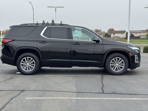 Certified 2022 Chevrolet Traverse LT image 8