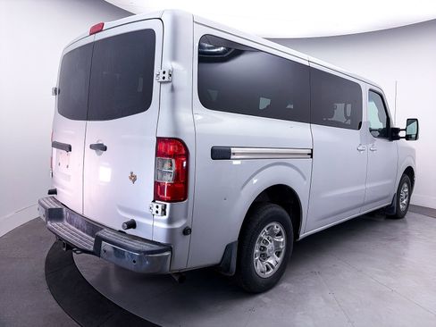 Used 2014 Nissan NV 3500 SL w/ Technology Package RWD image 9