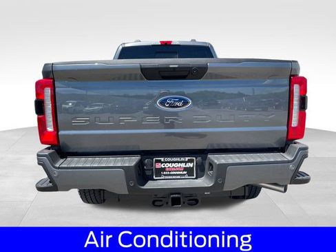 New 2026 Ford F250 4x4 Crew Cab Super Duty image 4