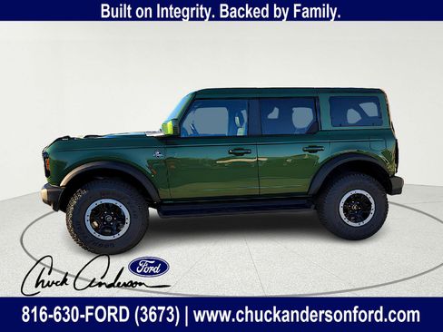 New 2025 Ford Bronco Outer Banks w/ Sasquatch Package AWD/4WD image 4