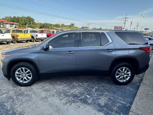 Used 2019 Chevrolet Traverse LS FWD image 5