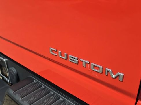 Used 2021 Chevrolet Silverado 2500 Custom w/ Custom Value Package AWD/4WD image 6
