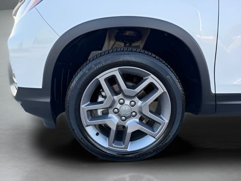 Used 2023 Honda Passport EX-L image 34