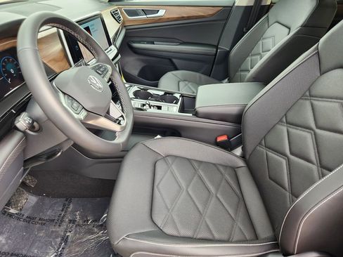 New 2026 Volkswagen Atlas SE AWD/4WD image 4