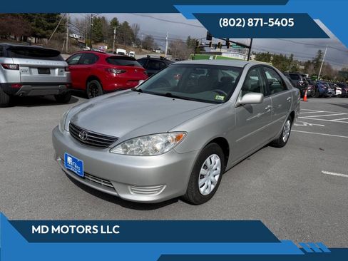 Used 2005 Toyota Camry image 1