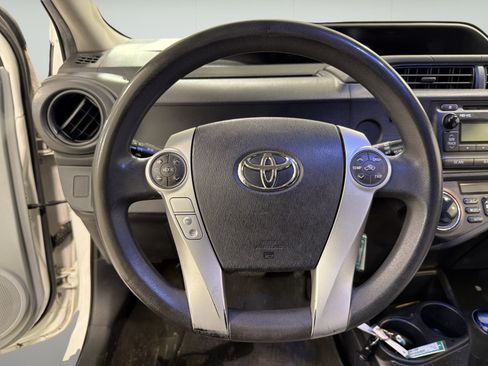 Used 2013 Toyota Prius C One FWD image 14
