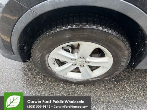 Used 2014 Toyota RAV4 XLE AWD/4WD image 12