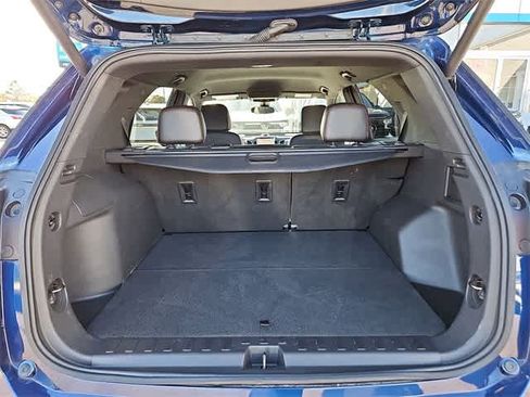 Used 2022 Chevrolet Equinox RS w/ RS Leather Package image 32